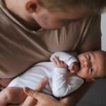 Senado pode votar aumento da licença paternidade para 20 dias nesta quarta-feira (4)